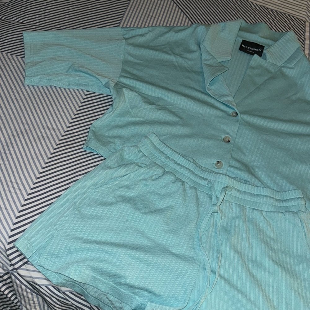 Kittenish Baby Blue Comfy Summer Set
